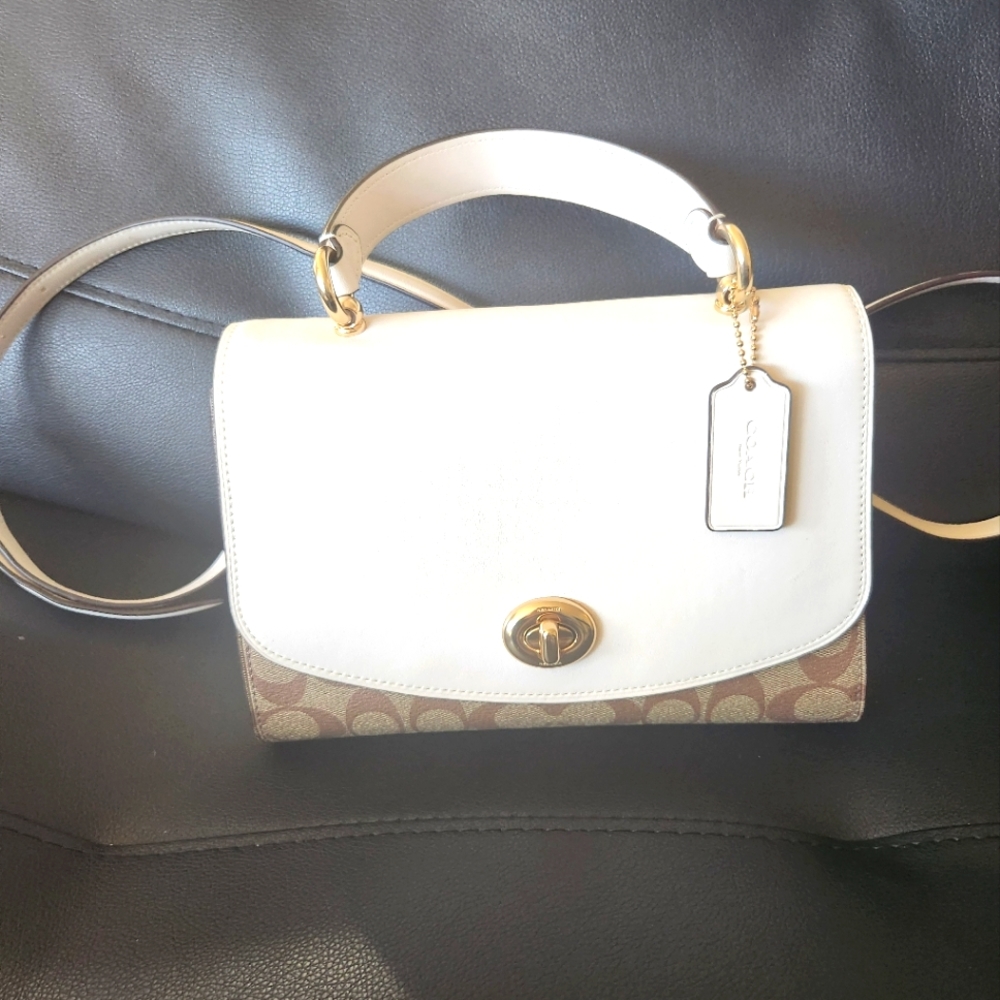 Coach Tilly Top Handle Satchel w/Signature  Canvas